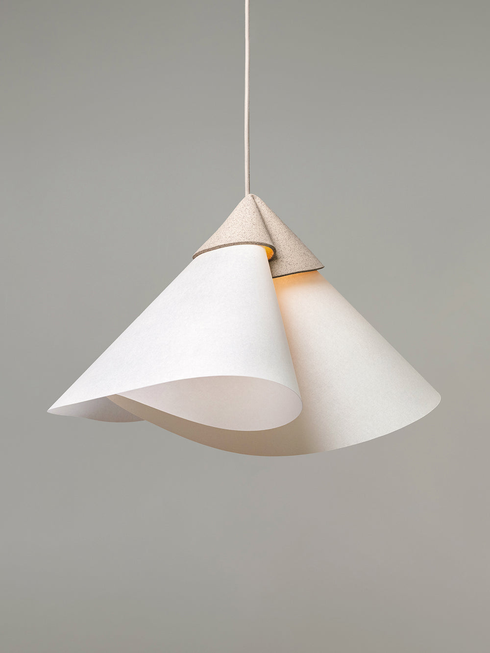 Shayd Pendant, Sand