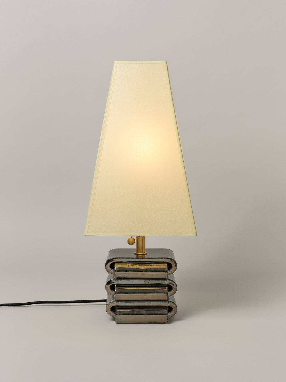 Gio Table Lamp, Obsidian / 4 Shade Options