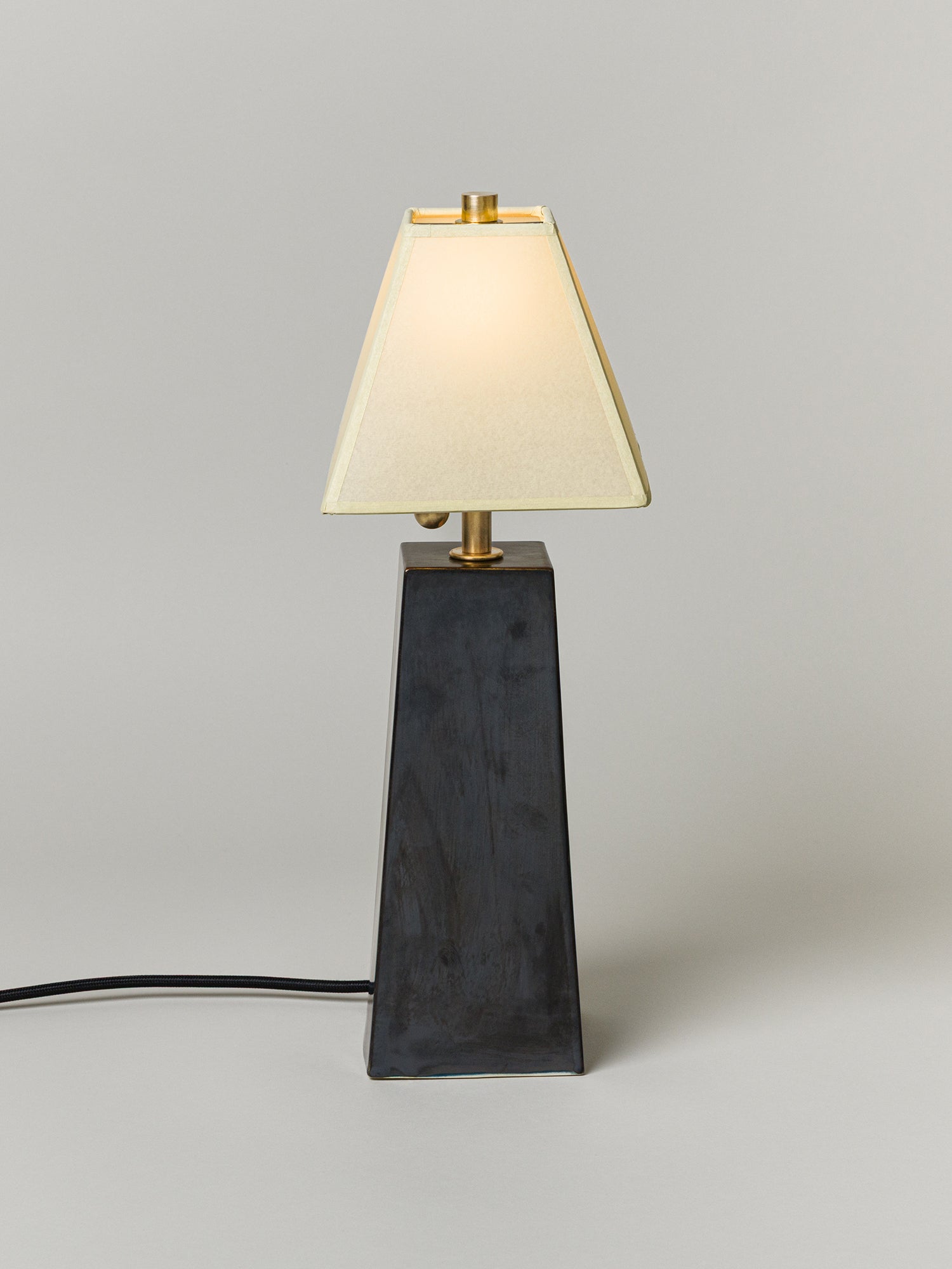 Osen Table Lamp Tall, Graphite / 2 Shade Options