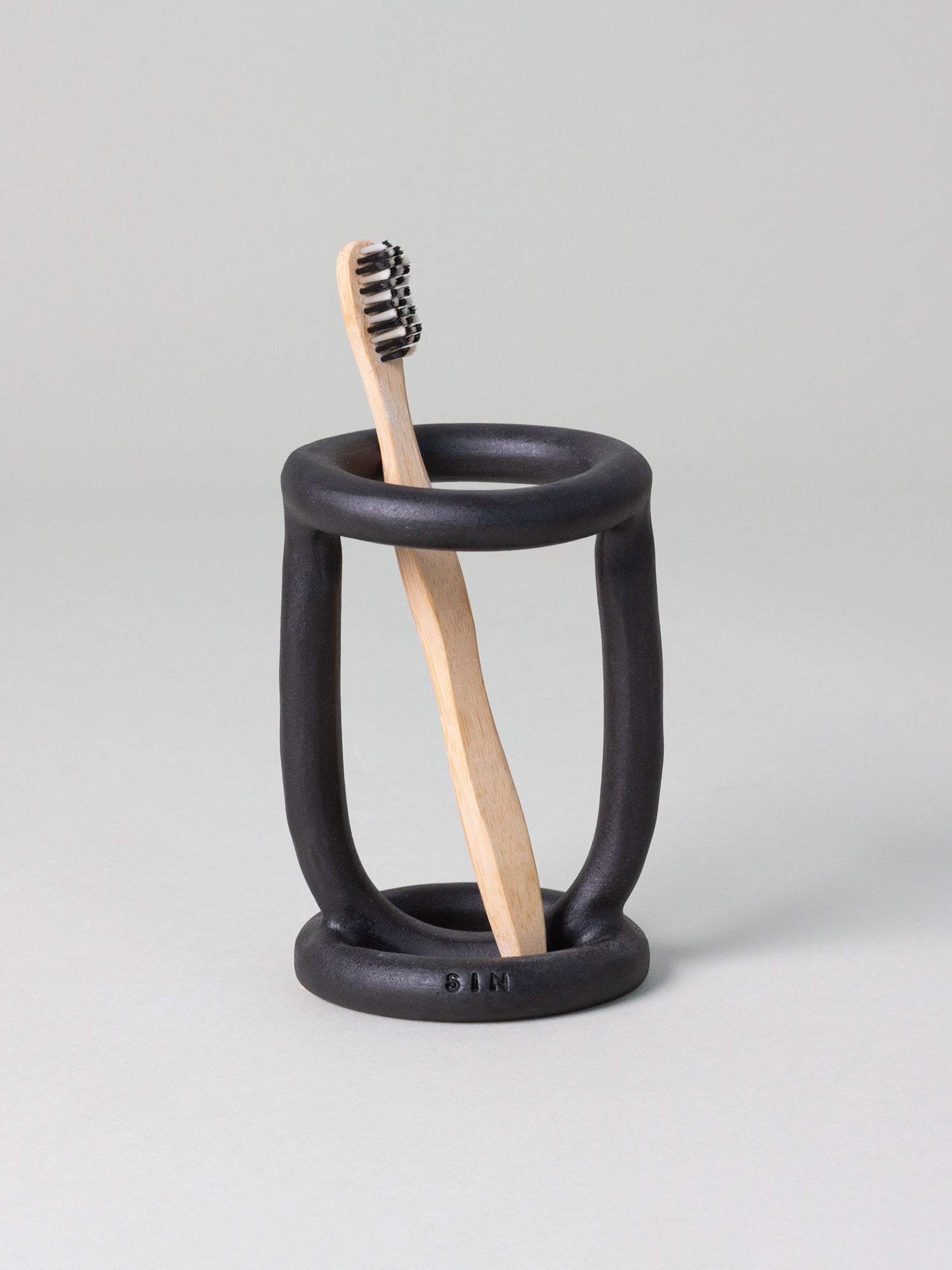 Buoy Toothbrush Holder, Black