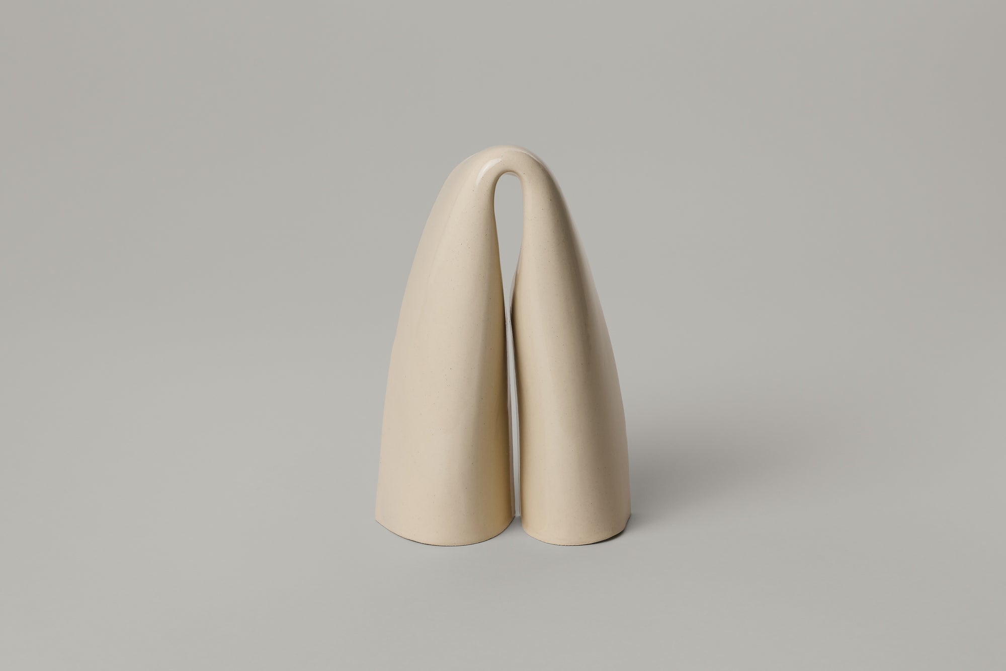 Coda Headphone Holder in Ivory