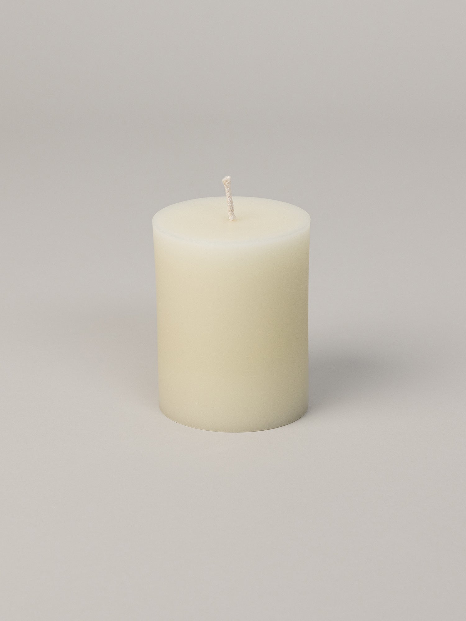 Pillar Candle, 2 colors 2 sizes