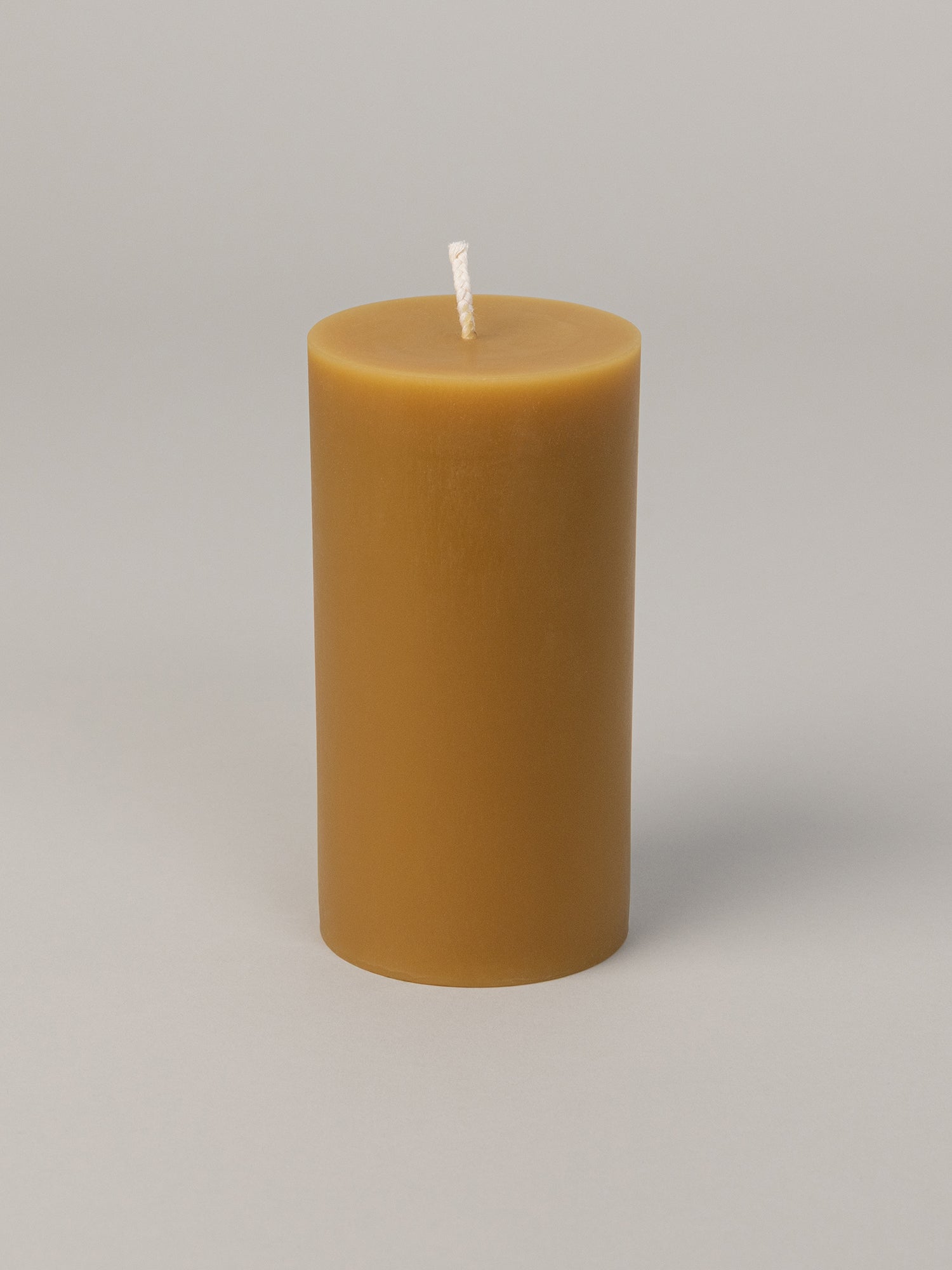 Pillar Candle, 2 colors 2 sizes